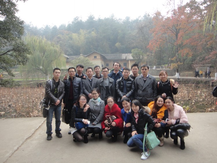 201312¹˾I(y)(w)F(tun)(dng)L(zhng)ɳëɖ|ʾ